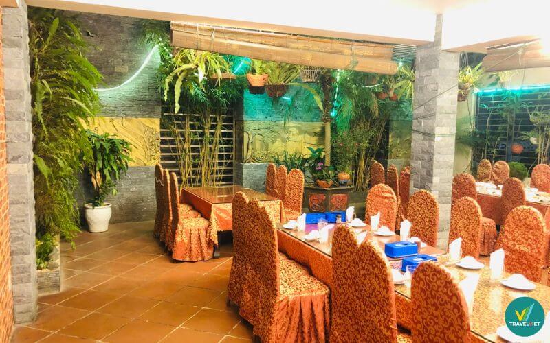 Nhà hàng Đức Long