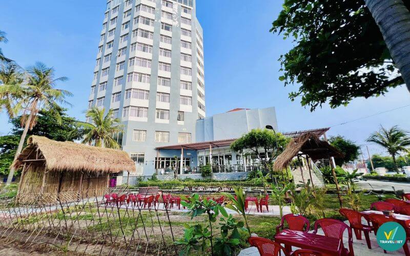 Nhà hàng sân vườn Gió Chiều