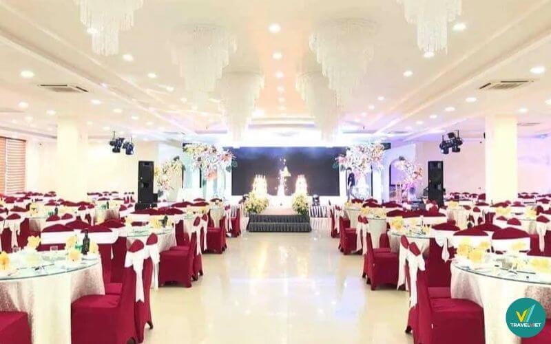 Nhà hàng Tiên Long