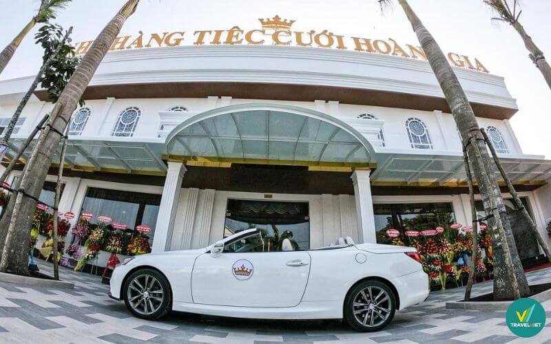 Nhà hàng tiệc cưới Hoàng Gia