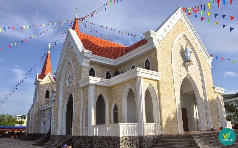 Nhà thờ Lý Sơn - Nhà thờ ở Quảng Ngãi duy nhất