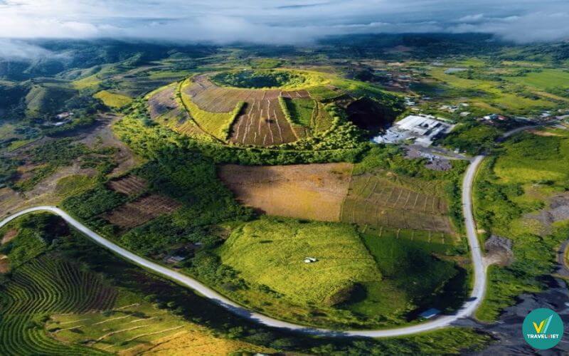 Núi lửa Chư Bluk