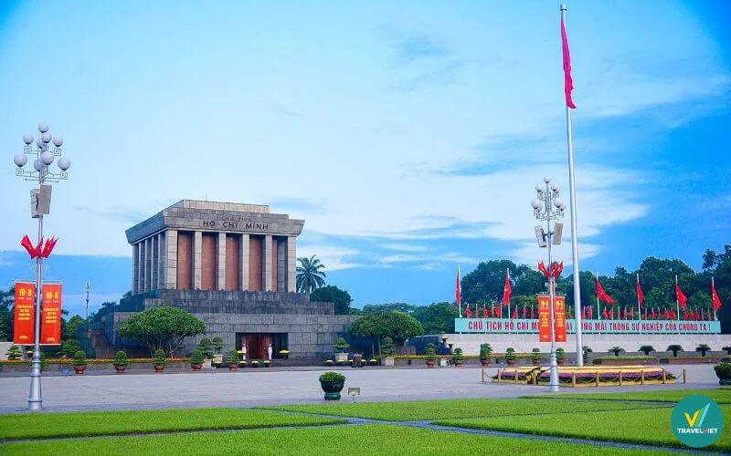 Hà Nội – Mùa thu dịu dàng và lãng mạn