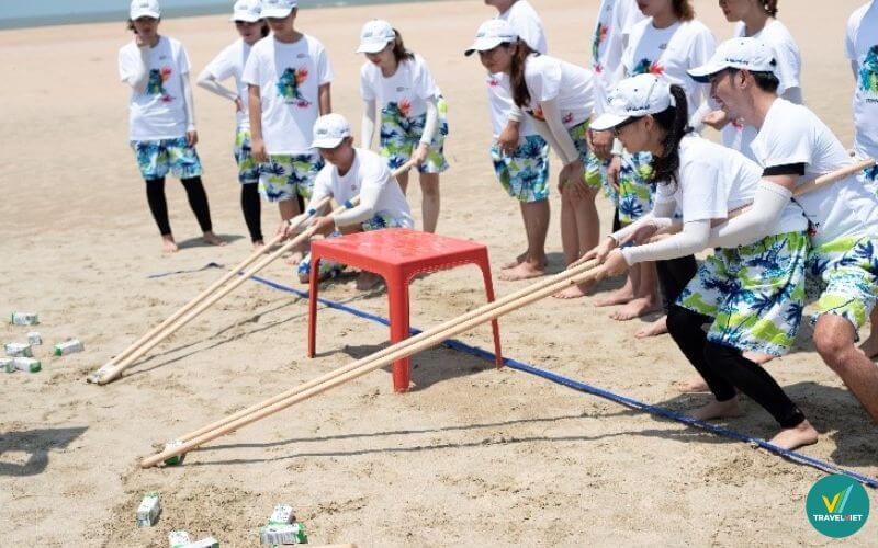 Đôi đũa khổng lồ