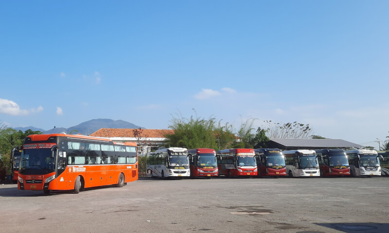 버스로 Khanh Hoa까지 여행