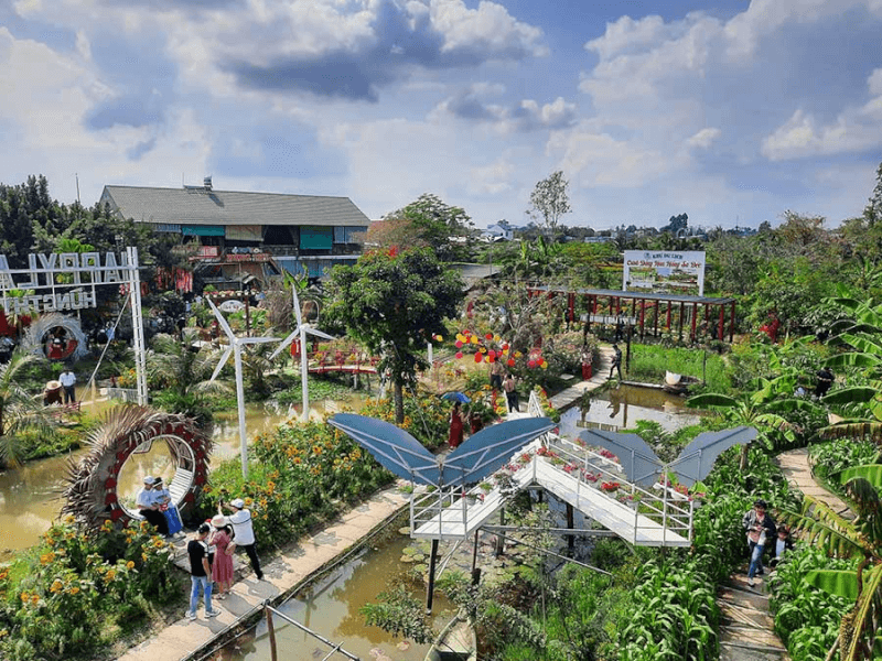 Khu du lịch miệt vườn Happy Land Hùng Thy