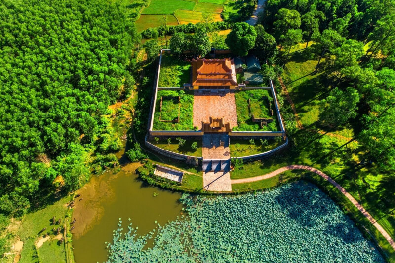 Lăng mộ vị vua triều Nguyễn