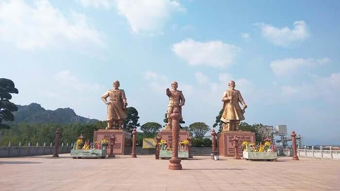 Bach Dang Giang relic area