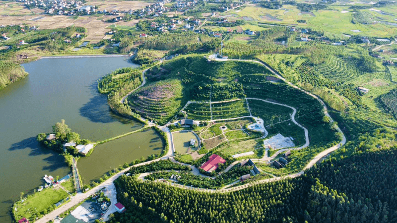 Khu du lịch sinh thái Vạn Hoa Hồ Va.