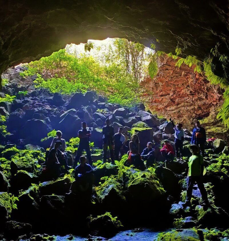 Trải nghiệm trekking hang động núi lửa Chư Bluk.