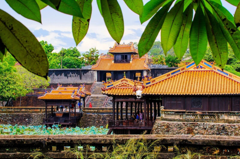 투덕 왕의 무덤