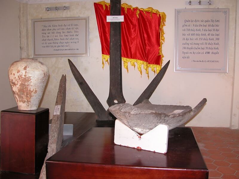 Những hiện vật có giá trị lớn về mặt văn hóa, lịch sử