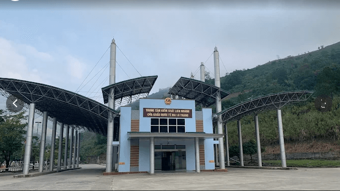 Ma Lu Thang border gate.