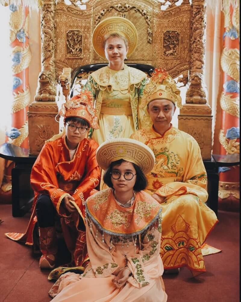 Trải nghiệm hóa thân thành các nhân vật vua chúa ngày trước tại Dinh 3 Đà Lạt