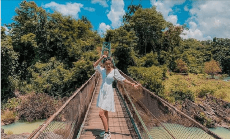 ドレイ ヌール滝とドレイ サップ滝