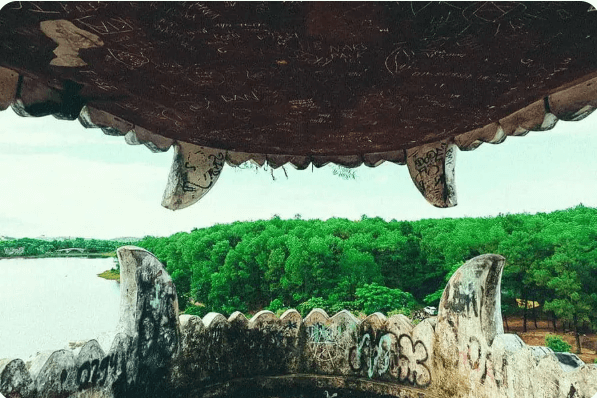 ティエンアン丘～トゥイティエン湖