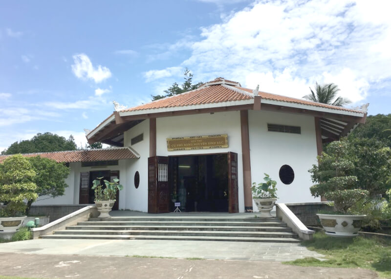 Nguyen Sinh Sac 유적지