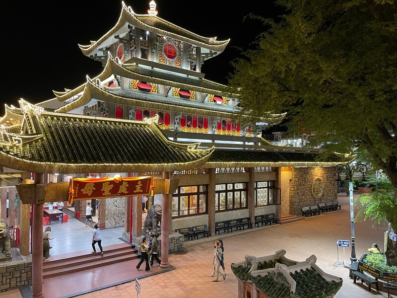 Miếu Bà Chúa Xứ Núi Sam