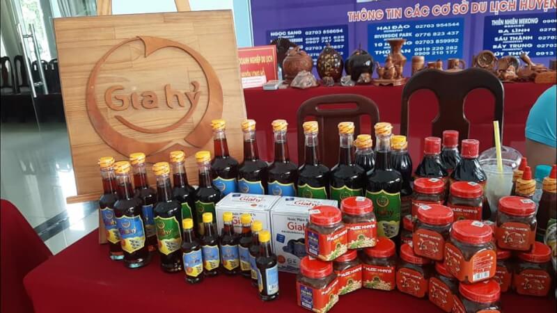 Nước Mắm Gia Hỷ: Lựa Chọn Quà Tặng Tinh Tế Cho Chuyến Đi Vĩnh Long