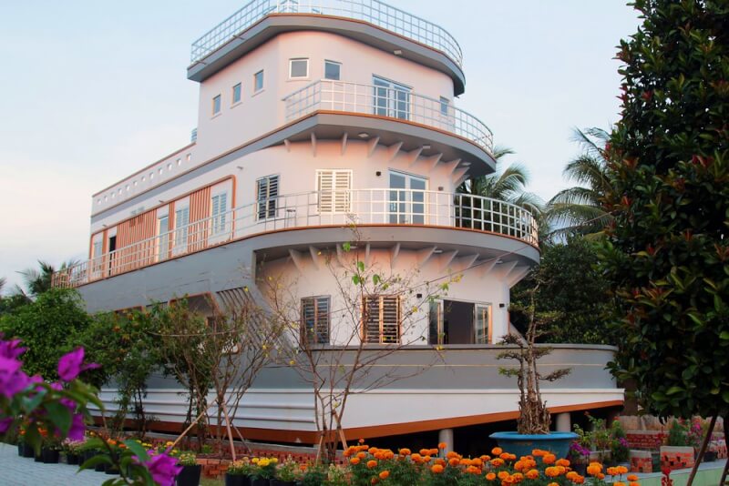 Độc Lạ Miền Tây: Mục Sở Thị "Du Thuyền Trên Cạn" Của Lão Nông Mang Thít