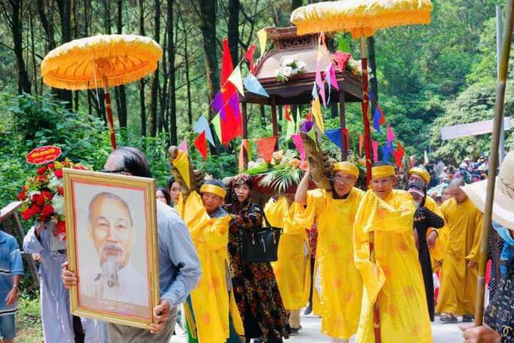 찬티엔 탑 축제