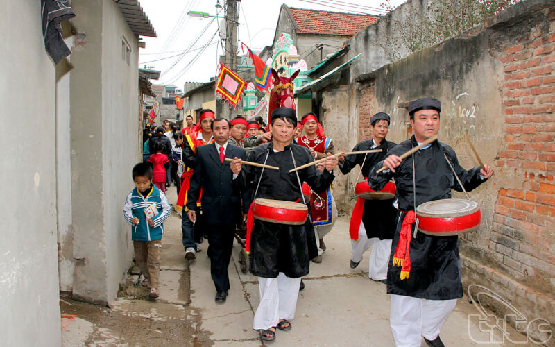 빈닌(Vinh Ninh) 공동 주택 축제