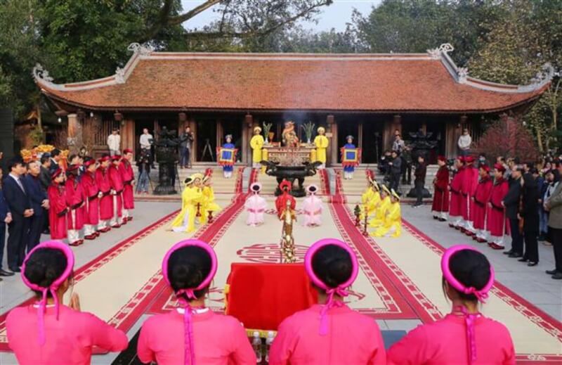 Lễ hội Đền Mẫu Âu Cơ