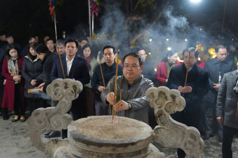 Ky Sam Temple Festival