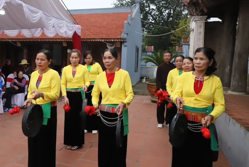 Dinh Thach Khoan Festival