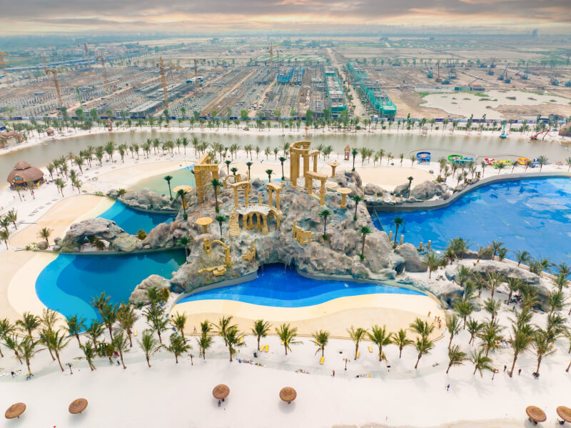 Vinhomes Ocean Park artificial lake