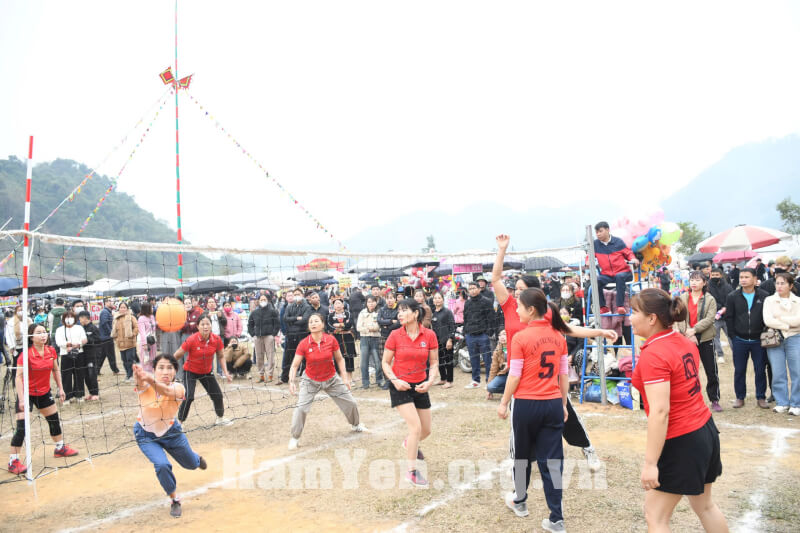 Dong Tien 축제 - Ham Yen 시골 시장