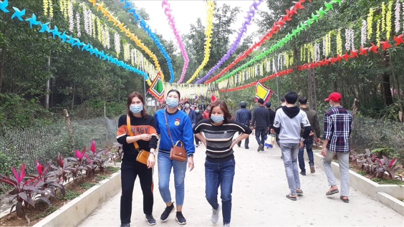 Lễ hội mùa xuân Phủ Na