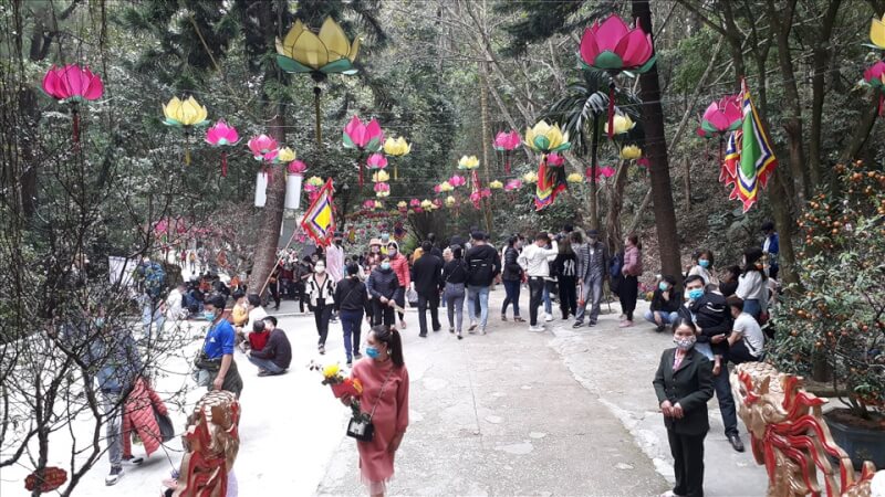 Lễ hội mùa xuân Phủ Na