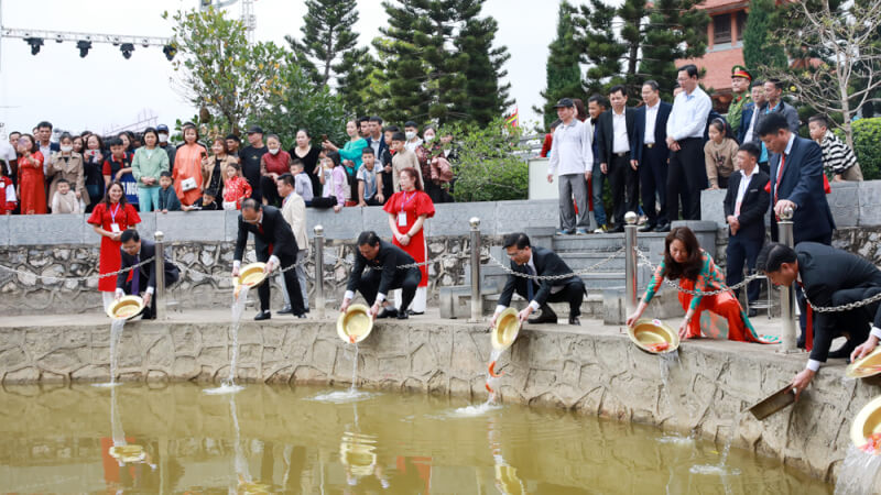 Lễ hội Xương Giang