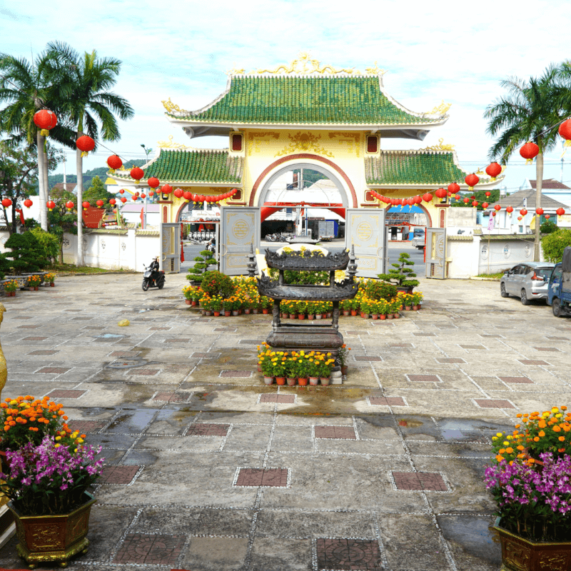 맥미코 부인의 죽음을 기리는 전통축제
