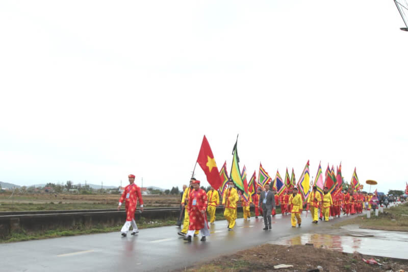 Van Ninh communal house festival