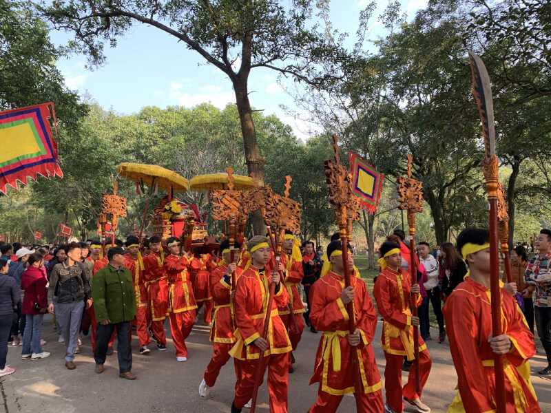 속손 사원 축제(Giong Festival)