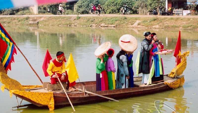 Lễ hội Hai Bà Trưng ở làng Hạ Lôi