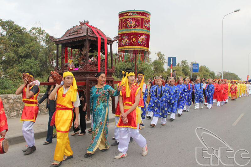 푸자(Phu Gia) 공동 주택 축제