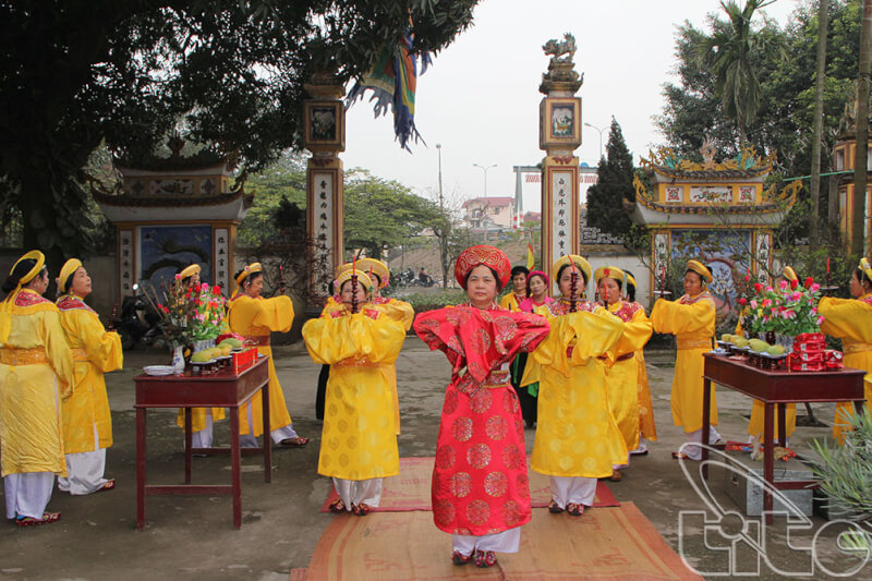 Tho Am village festival