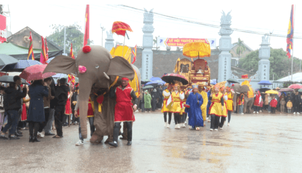Dao Xa elephant procession festival
