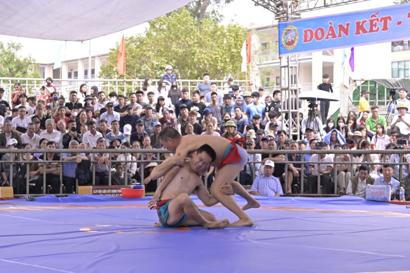 Nanh Pagoda Festival