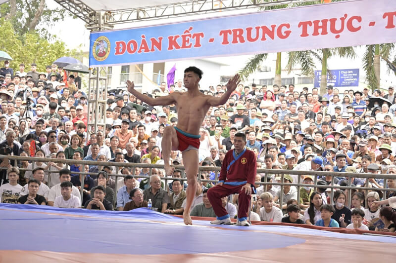 Nanh Pagoda Festival