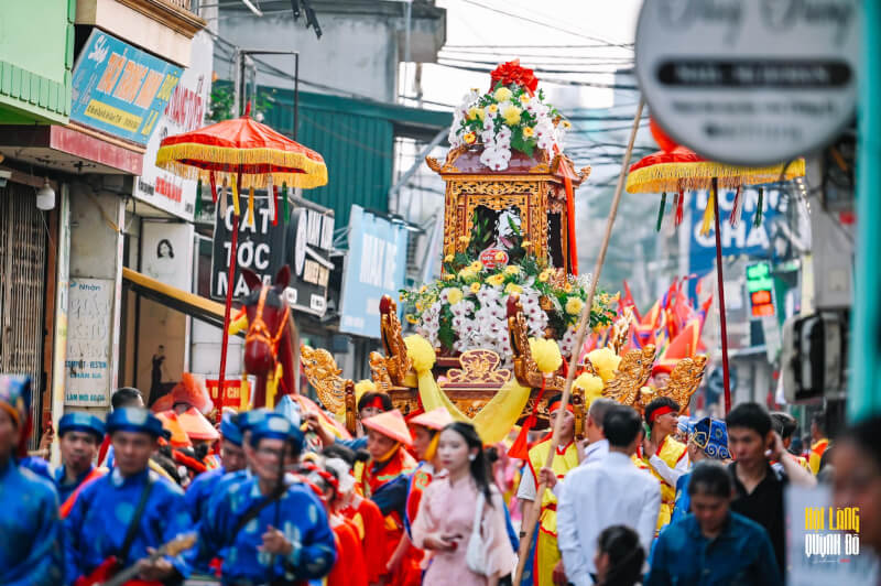 Association worshiping the Water God