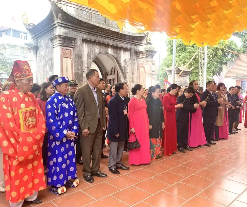 HỘI ĐỀN TRẦN QUỐC BẢO