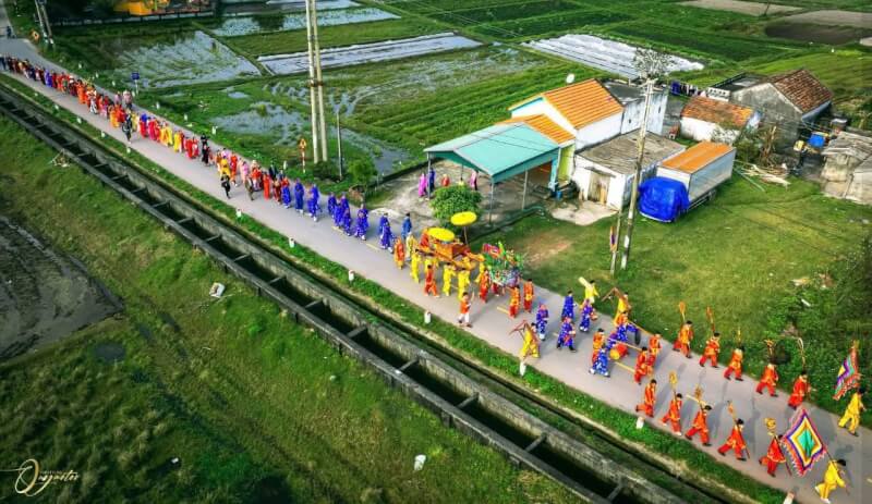 Van Ninh communal house festival