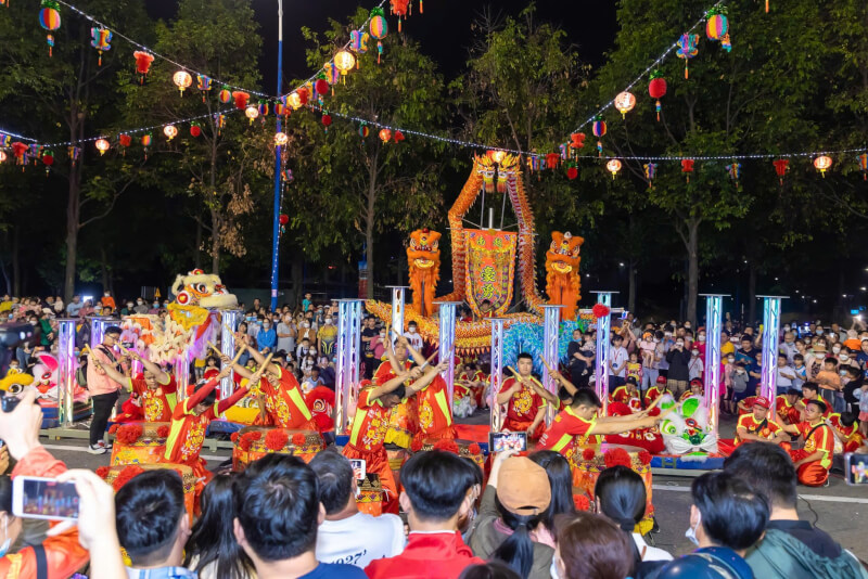 Lễ Hội Rước Cộ Bà