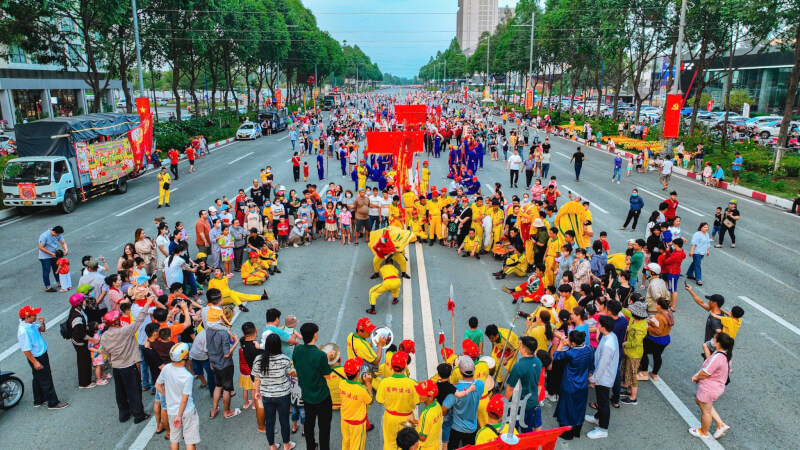 Lễ Hội Rước Cộ Bà