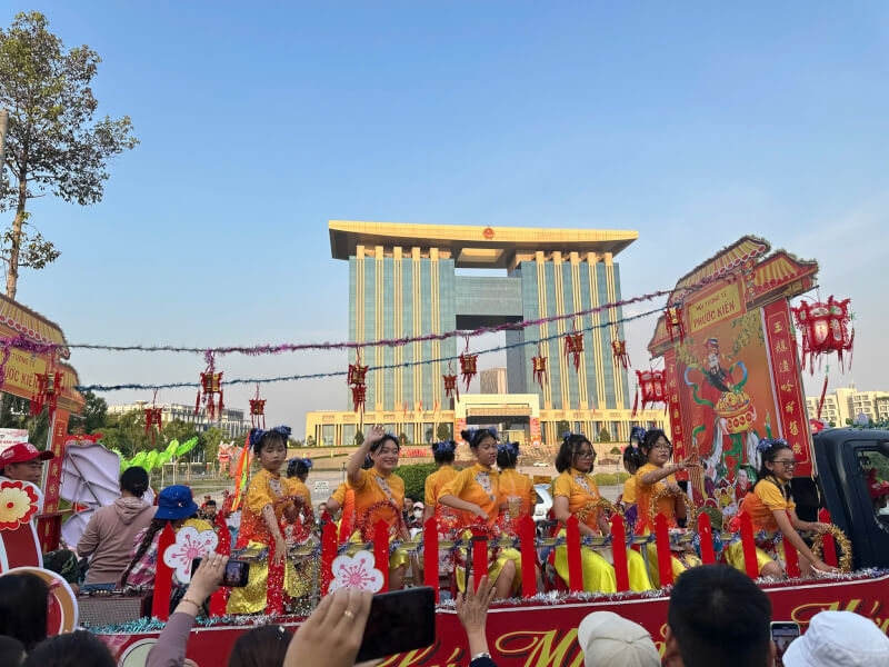 Lễ Hội Rước Cộ Bà