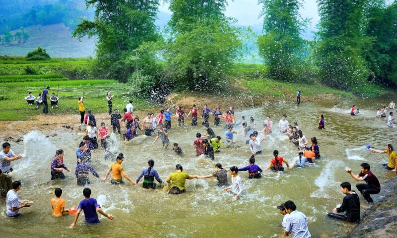 フオット ナム ブン フェスティバル